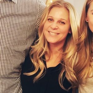 Meet your Posher, Casey